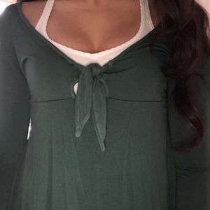 Green Tie Mid-Sleeve Top